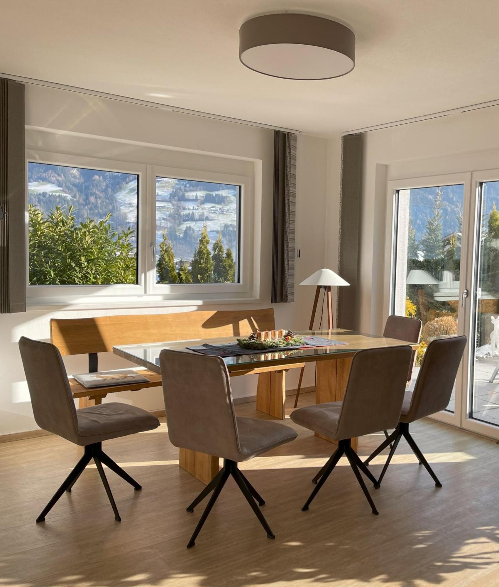H21 - Modernes Ferienhaus auf 3 Ebenen mit Panorama-Dachterrasse und Sauna - 400m zum Lift Spieljochbahn Fügen Exterior foto