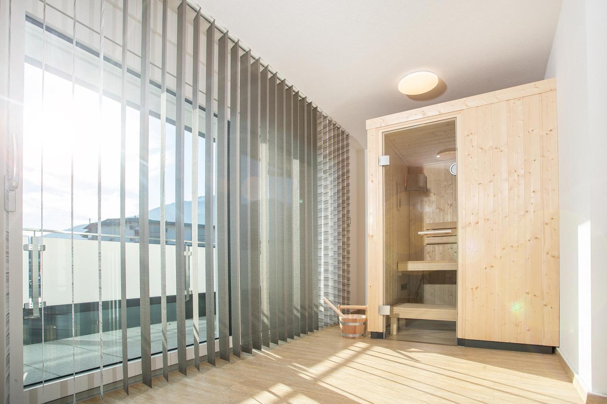 H21 - Modernes Ferienhaus auf 3 Ebenen mit Panorama-Dachterrasse und Sauna - 400m zum Lift Spieljochbahn Fügen Exterior foto